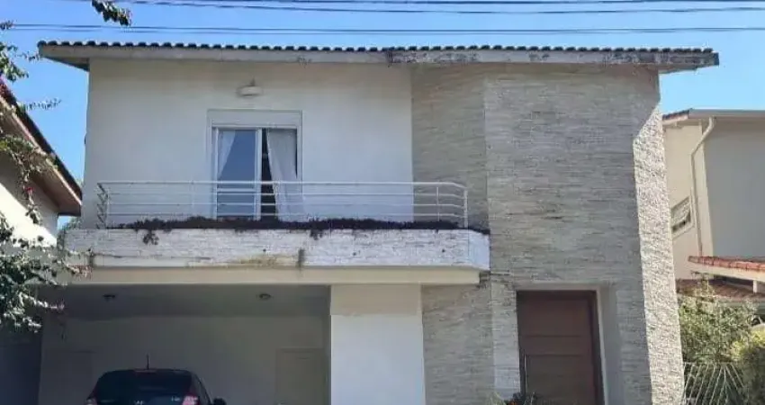 Casa para venda por R$ 2.700.000,00 em Alphaville, Santana de Parnaíba-SP