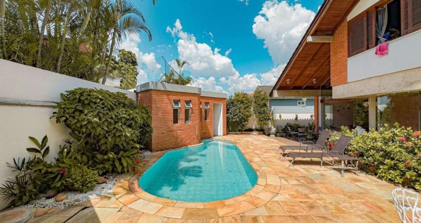 Casa a venda por R$ 2.200.000,00 em Alphaville, Santana de Parnaíba - SP
