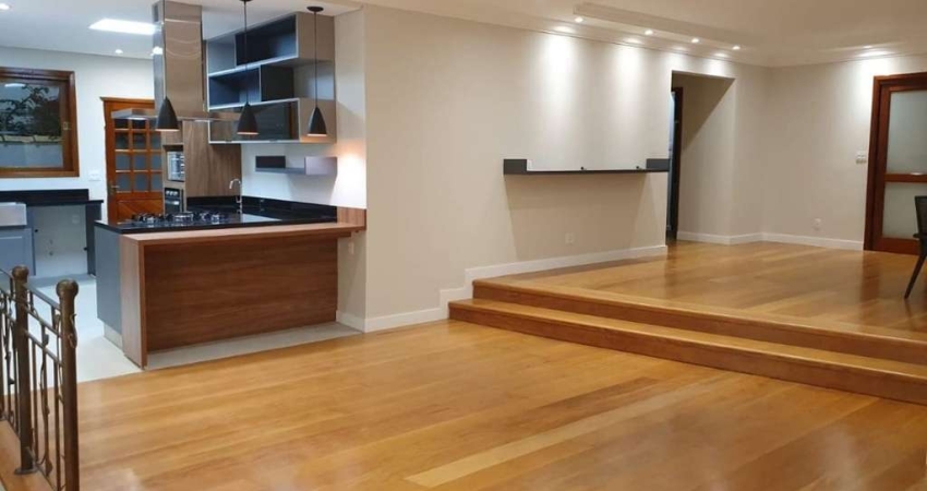 Casa para venda por R$ 2.700.000,00 em Alphaville, Santana de Parnaíba-SP