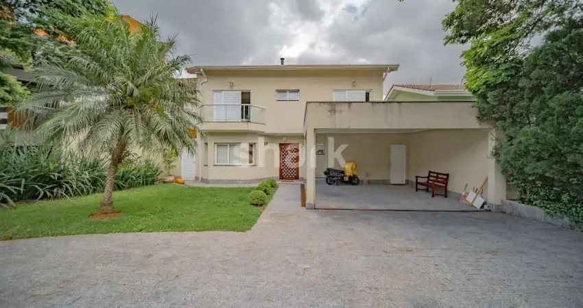 Casa á venda  por R$ 2.800.000,00 em Alphaville - Santana de Parnaíba