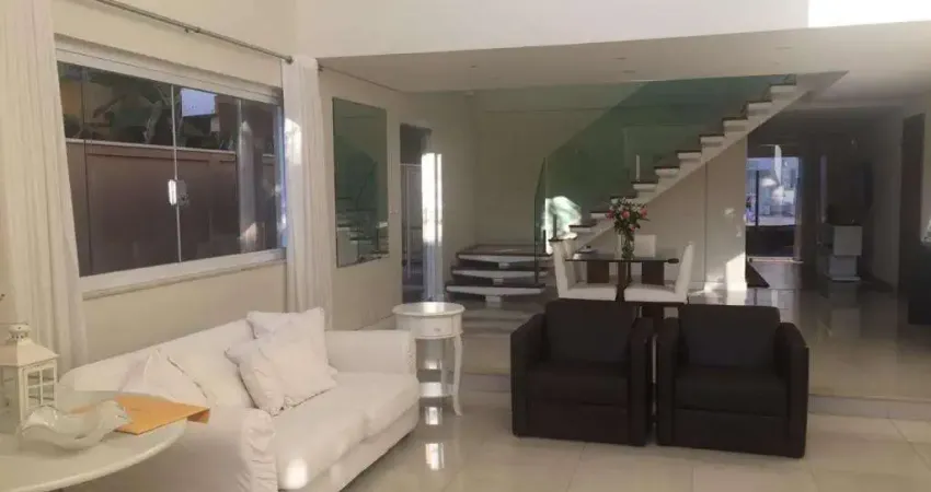 Casa à venda por R$5.250.000,00 e locação R$ 25.800,00 em Alphaville,- Barueri-SP