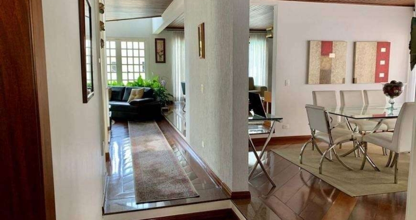 Casa à venda por R$ 4.800.000,00 em Alphaville, Barueri - SP