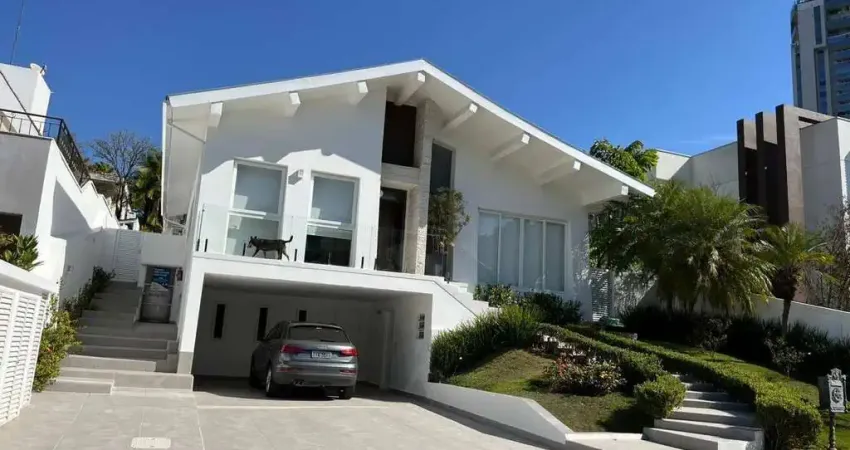 Casa para venda por R$ 5.650.000,00 em Alphaville, Barueri - SP