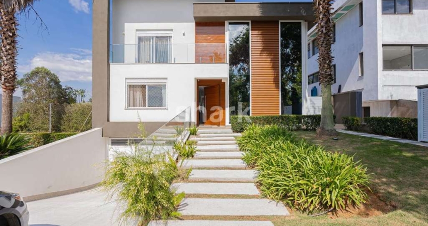 Casa à venda por R$ 8.500.000,00 em Alphaville - Santana de Parnaíba