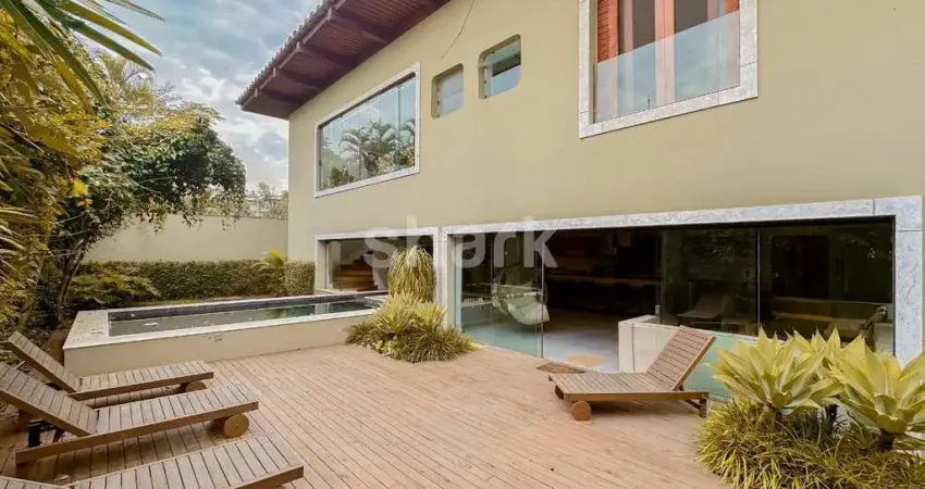 Casa à venda por R$ 6.100.000,00 em Cidade Jardim- SP.