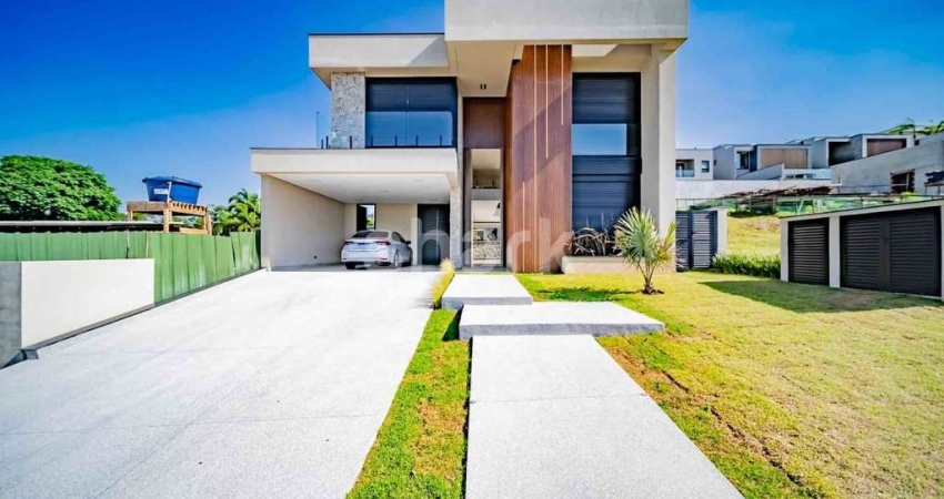 Casa para venda por R$ 5.500.000,00 em Alphaville, Santana de Parnaíba-SP