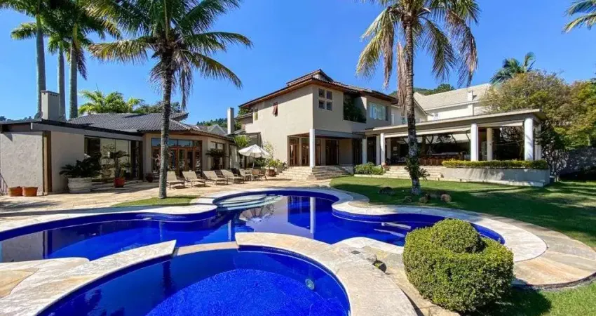 Casa à venda por R$ 8.000.000,00 em Alphaville, Santana de Parnaíba-SP
