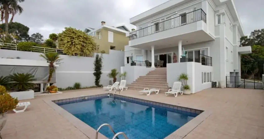Casa para venda e locação por R$ 6.800.000,00 ou R$ 60.000,00/mês  em Alphaville Barueri-SP.