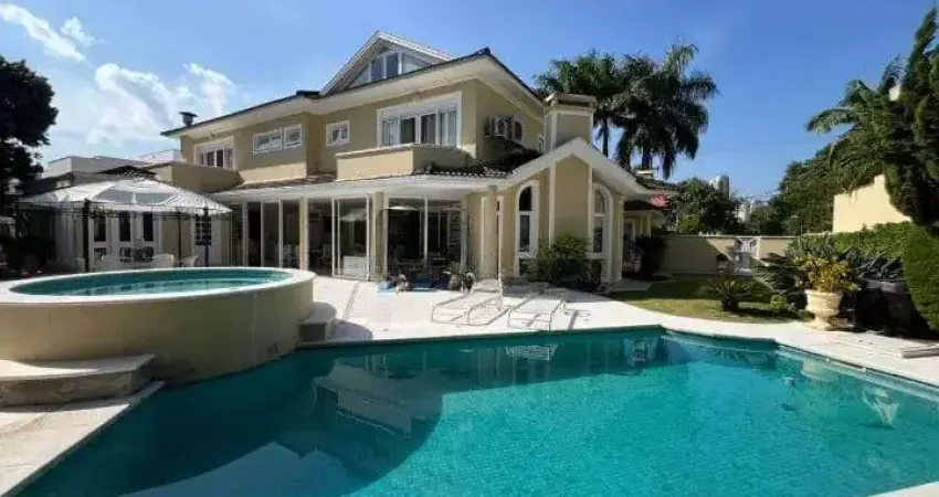 Casa à venda  por R$ 14.500.000,00 em Alphaville, Barueri, SP