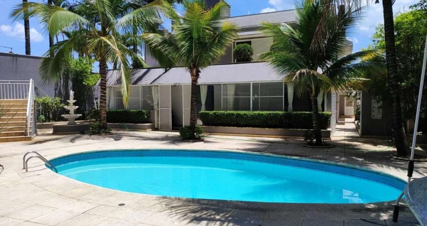 Casa â venda por R$7.000.000,00 em Alphaville - Barueri