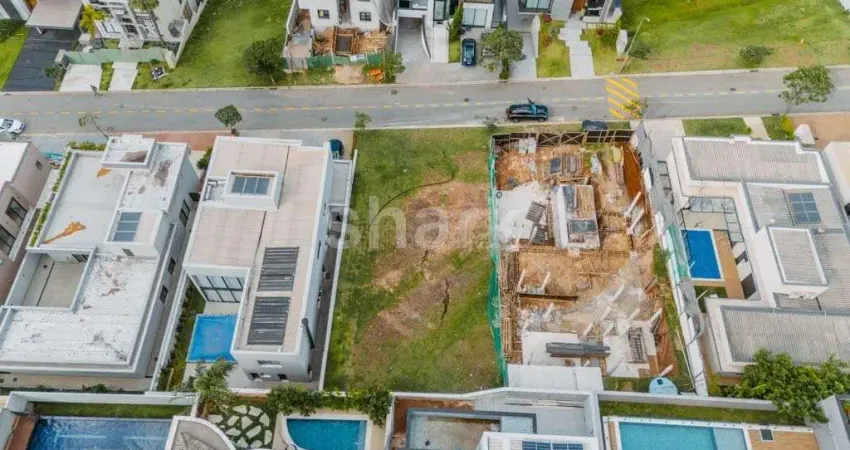 Terreno em condomínio fechado à venda no Alphaville, Santana de Parnaíba 