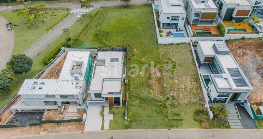 Terreno à venda por R$ 1.450.000,00 em Alphaville - SP