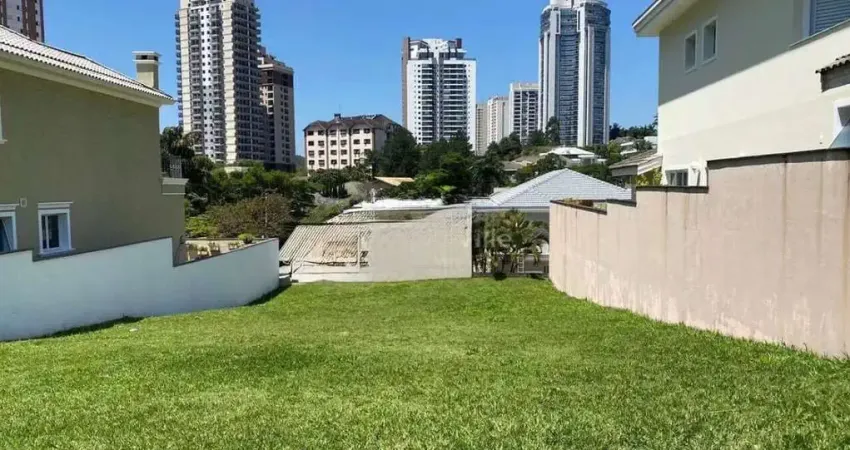 Terreno à venda por R$2.790.000 em Alphaville Residencial Plus, Barueri, SP