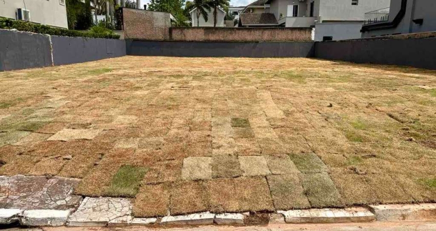 Terreno em condomínio fechado à venda no Tamboré, Santana de Parnaíba 