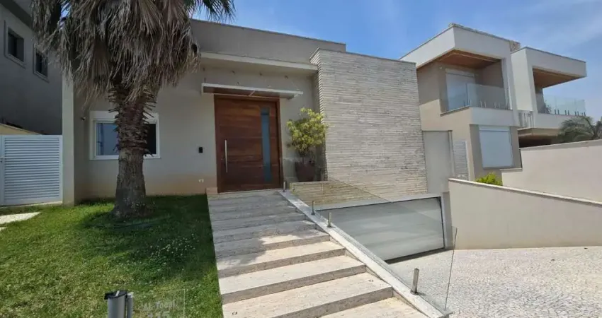 Casa para locação por R$ 38.000,00 em Alphaville, Barueri - SP