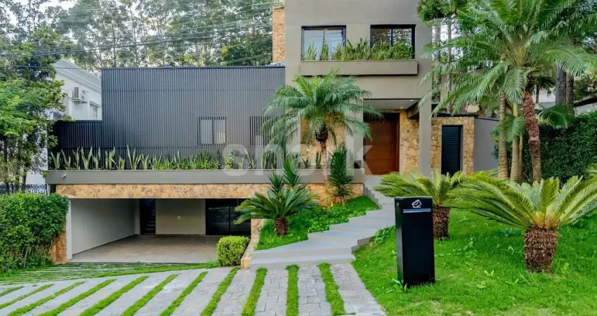 Casa nova a venda em Alphaville, Santana de Parnaíba/SP