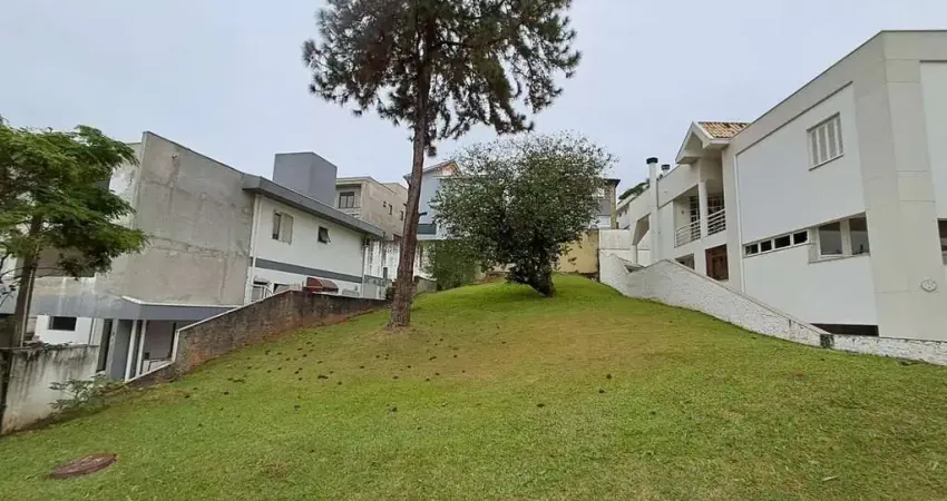 Terreno em condomínio fechado à venda no Alphaville, Santana de Parnaíba 