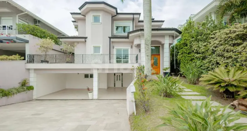 Casa em condomínio fechado com 4 quartos para alugar no Alphaville, Santana de Parnaíba 