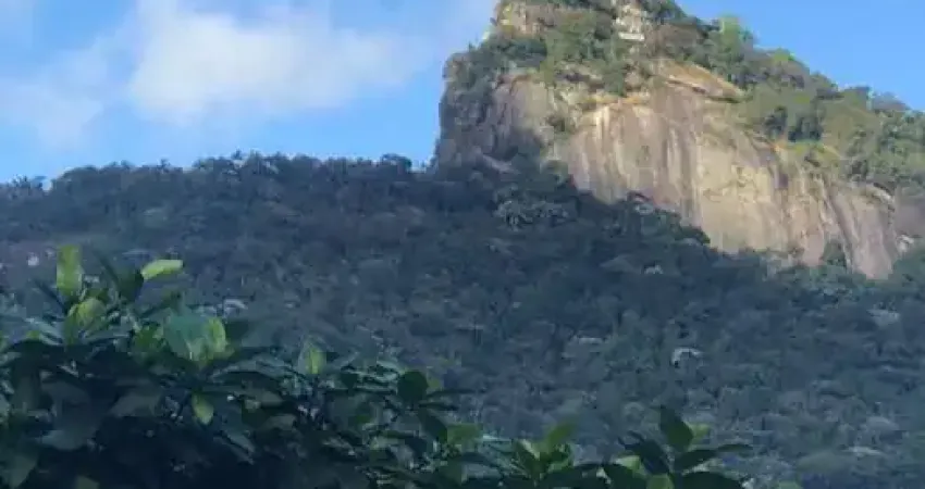 Imóvel de luxo à venda em santa teresa, rio de janeiro: 3 quartos, 1 suíte, 1 vaga - 79m² de puro requinte!