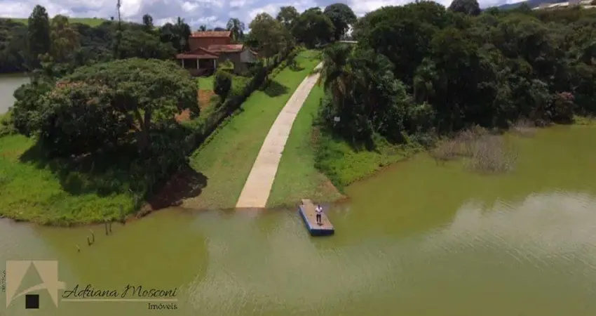 Casa pé na água  à venda em vargem/joanópolis  sp, represa das serras: 7 quartos, 7 suítes, 2 salas, 9 banheiros, 5 vagas, 500m².