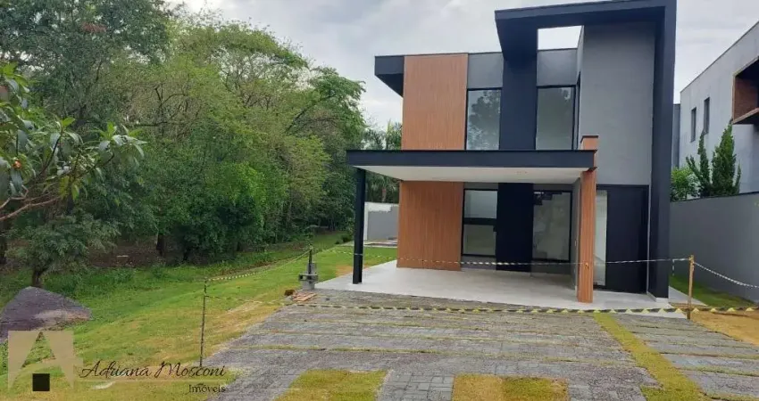 Sobrado de luxo em condomínio: 4 quartos, 4 suítes, 2 salas e 306m² em atibaia-sp, condomínio figueira garden. venha conferir!