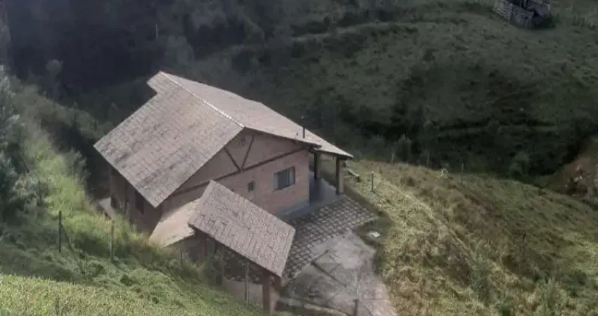 Imperdível sitio à venda em joanópolis-sp, bairro da lagoa: 3 quartos, 1 suíte, 1 sala, 2 banheiros, 22 vagas, 41.000m²!