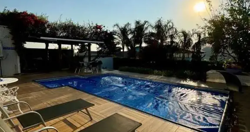 Sobrado de luxo à venda em bragança paulista-sp: 4 quartos, 4 suítes, 3 salas, 5 banheiros, 4 vagas de garagem, 396m².