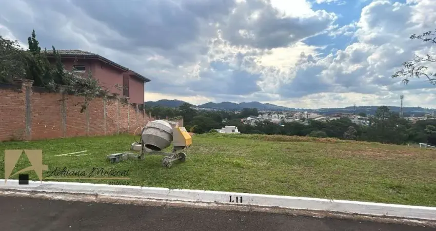 Venda de terreno em condomínio de luxo em bragança paulista-sp, bairro colinas de são francisco, 573,34 m² de área.