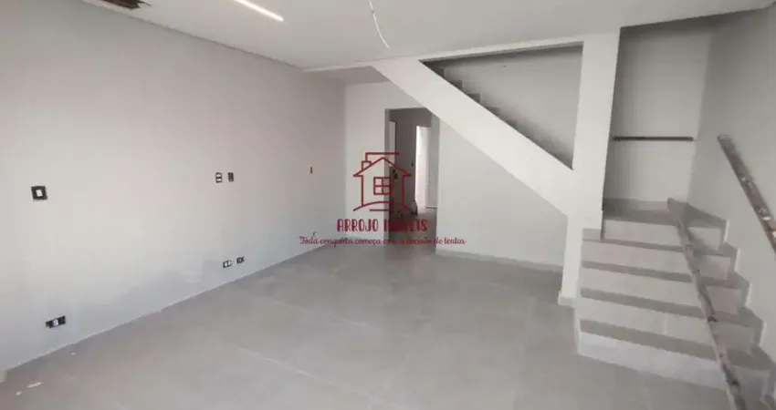 Sobrado reformado a venda   139 m²  Bairro Olímpico,  São Caetano do Sul, SP- 3 quartos , 1 suíte 2 vagas