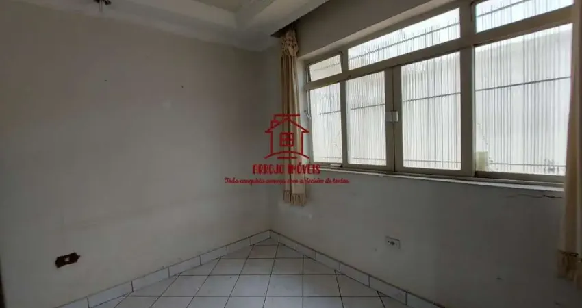 Casa para Venda em São Paulo, Jardim Maria Estela, 2 dormitórios, 2 banheiros, 4 vagas