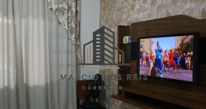 Linda Casa Com Dois Dormitórios e Uma Suíte na Praia Grande.