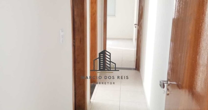 Casa sobreposta baixa disponível para locação no Jardim Independência, em São Vicente