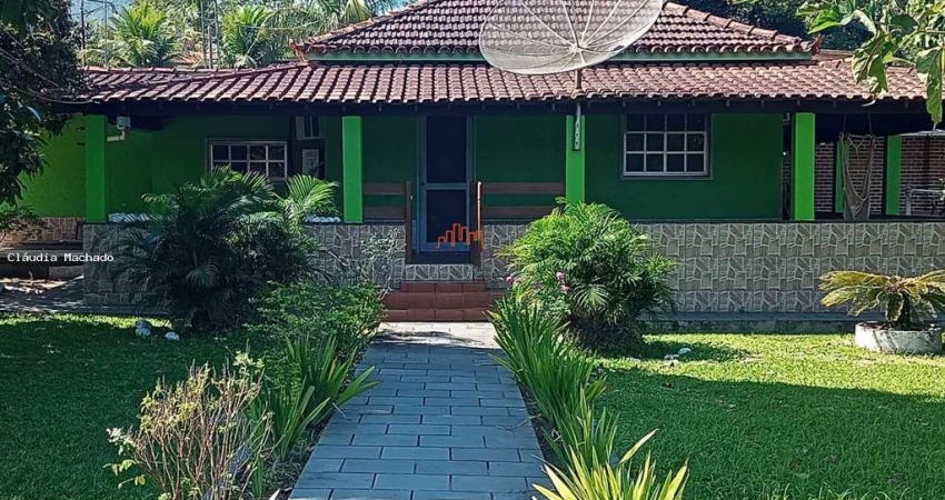 Sítio / Chácara para Venda em Maricá, Ubatiba, 3 dormitórios, 4 banheiros, 2 vagas