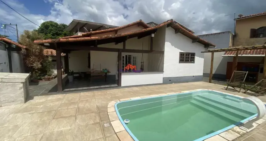 Casa para Venda em Maricá, Itapeba, 2 dormitórios, 1 suíte, 2 banheiros, 2 vagas
