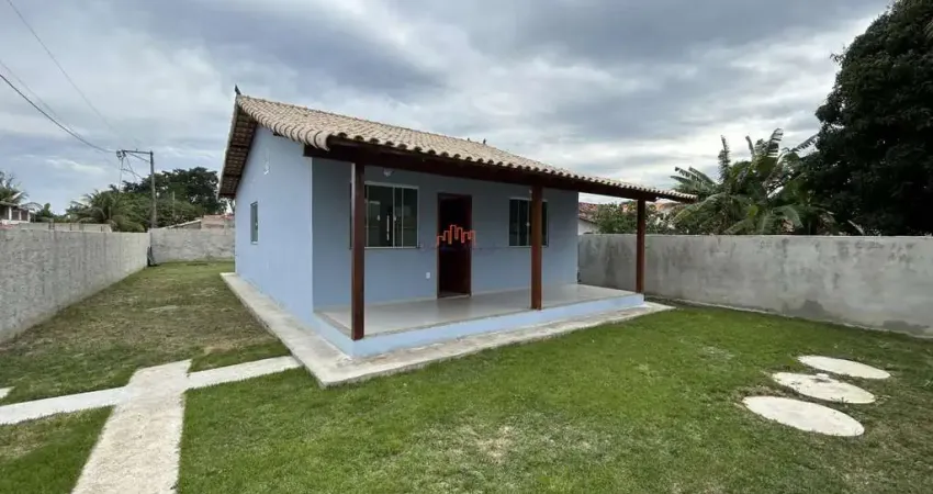 Casa para Venda em Maricá, Itapeba, 3 dormitórios, 1 suíte, 2 banheiros, 3 vagas