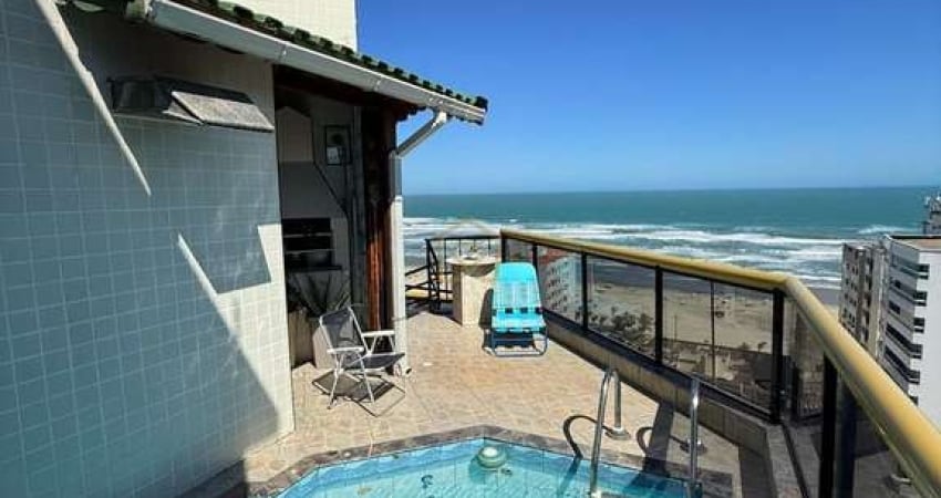Cobertura duplex mobiliada com vista para o mar com piscina no bairro da tupi