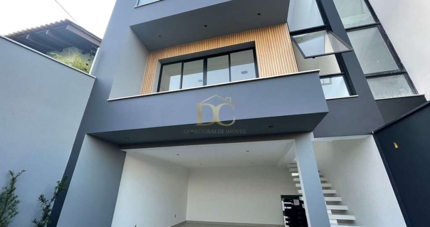Geminado no Floresta com 3 dormitórios, sendo 1 suíte com closet e 177,81m²