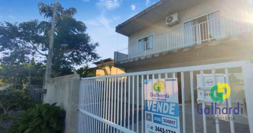 Sobrado com 3 dormitórios sendo 1 suíte à venda, 153 m² por R$ 700.000 - Princesa do Mar - Itapoá/SC