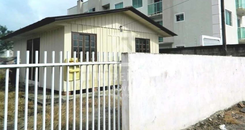 Casa com 2 quartos para alugar na Rua Olímpio Ferreira da Cruz, 614, São Marcos, São José dos Pinhais