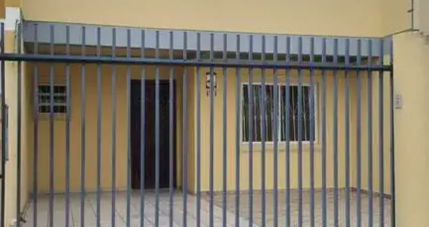 Casa com 3 quartos para alugar na Arthur Poland, 191, Costeira, São José dos Pinhais