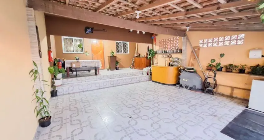 Casa com 3 quartos à venda na Rua Deputado Arnaldo Faivro Busato, 88, Afonso Pena, São José dos Pinhais