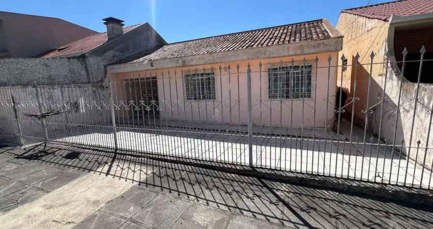 Casa com 3 quartos à venda na Rua Rubem Berta, 1350, Pinheirinho, Curitiba