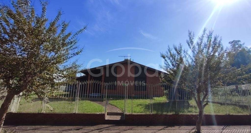Casa com 3 quartos à venda no Centro, Araricá 