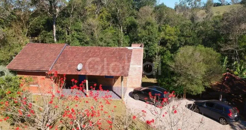 Fazenda à venda na Zona Rural, Araricá