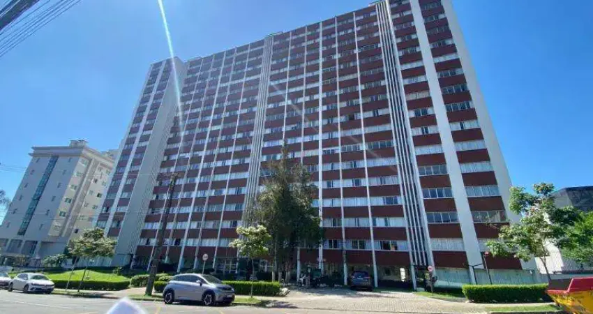 Apartamento com 3 quartos para alugar na Rua Deputado Mário de Barros, 1130, Juvevê, Curitiba