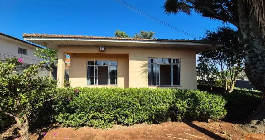 Casa à Venda em Uvaranas