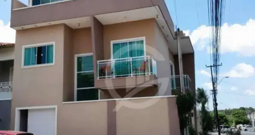 Casa Triplex de 186m² com 3 suítes, projeto arquitetônico na Maraponga por apenas 630.000.