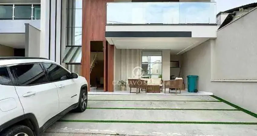 Vendo Linda Casa no Osvaldo Studart - Maraponga 4 Quartos, sendo 3 Suítes, Nascente, Projetado, com Deck e Piscina e Ótimo Acabamento.  R$ 1.990.000.