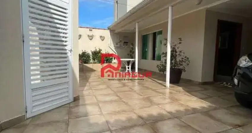 Casa com 3 quartos, canto do forte, praia grande - r$ 1.8 mi, cod: 4843