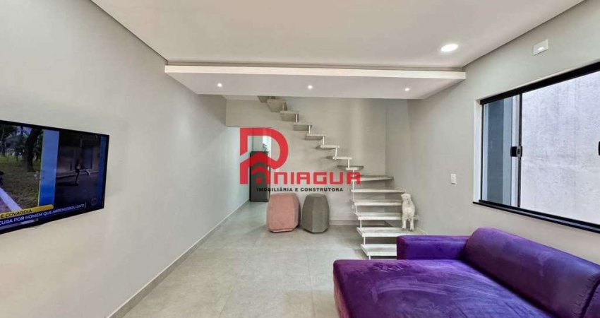 Sobrado com 3 quartos, Aviação, Praia Grande - R$ 935 mil, Cod: 7443